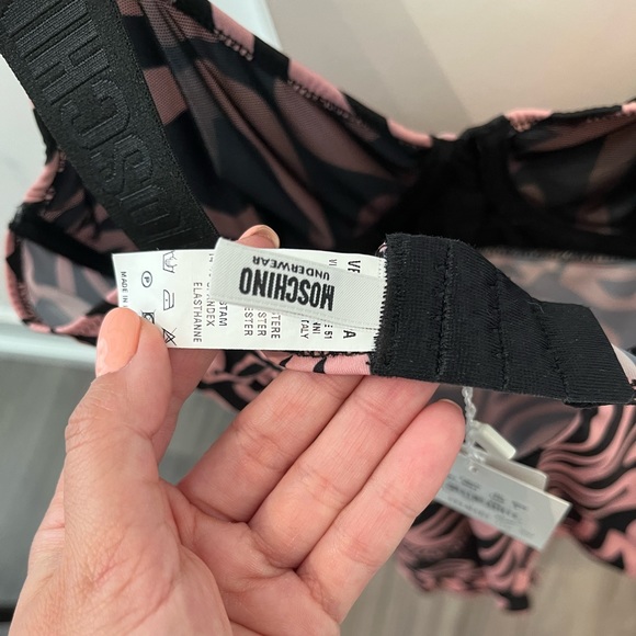 ☮️ BNWT - Moschino Underwear Onesie - Picture 8 of 10